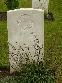 Etaples Military Cemetery - Rutherford, Thomas George